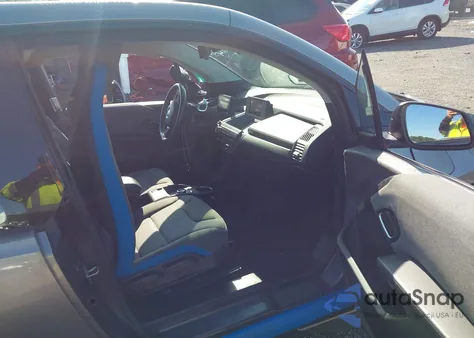 2017 BMW I3 94 Ah W/Range Extender z USA, uszkodzony, nr VIN WBY1Z8C35HV890197